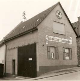 Feuerwehrhaus Weinolsheim